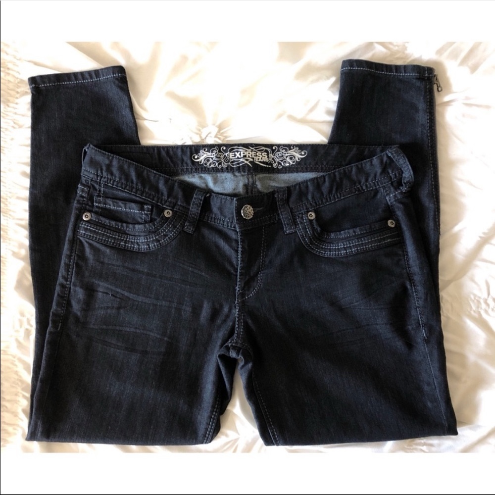 Express Zelda Slim Fit Extra Low Rise Cropped Jean Legging  Ankle Zip